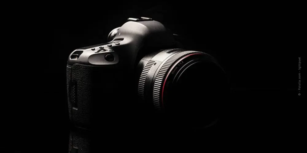 Night photography: Photography with long-time exposure, remote shutter release and flashlight