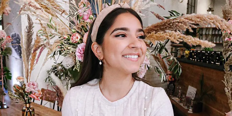 Make-up tips, relationship and cooking - Influencer Sanny Kaur in an interview with FIV