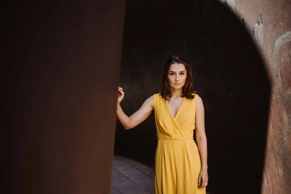 Interview Sarah Alles: Actress & voice actress about career and social commitment