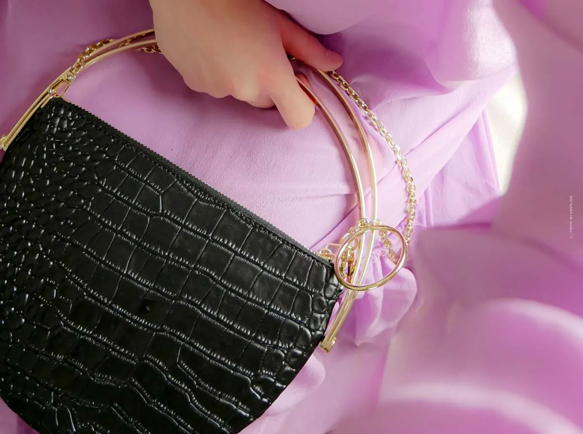 Bestselling bags from Céline: Belt Bag, Trio Bag, Phantom Shopper & Co. in different sizes