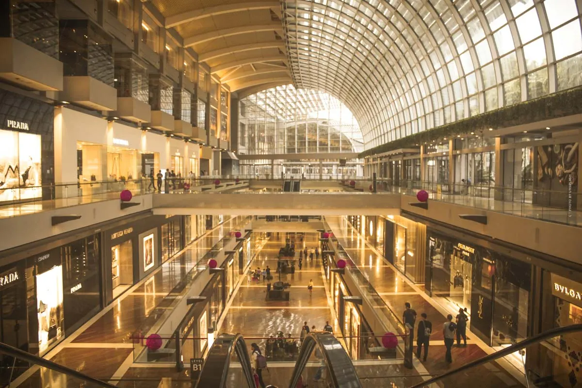 Luxury Shopping Philadelphia (11 Stores): Burberry, Gucci, Moncler & Co.