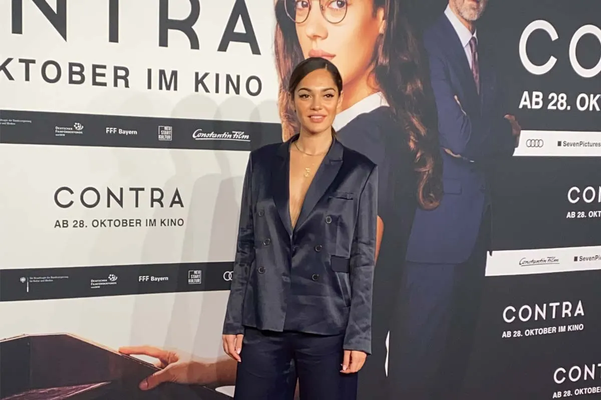 Nilam Farooq red carpet interview @ Contra Kino premiere