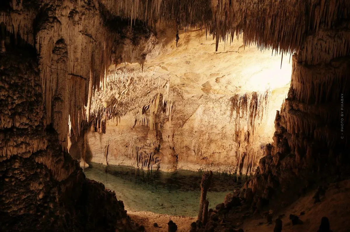 Hidden gem Biggesee: Atta Cave - Discover the stalactite cave