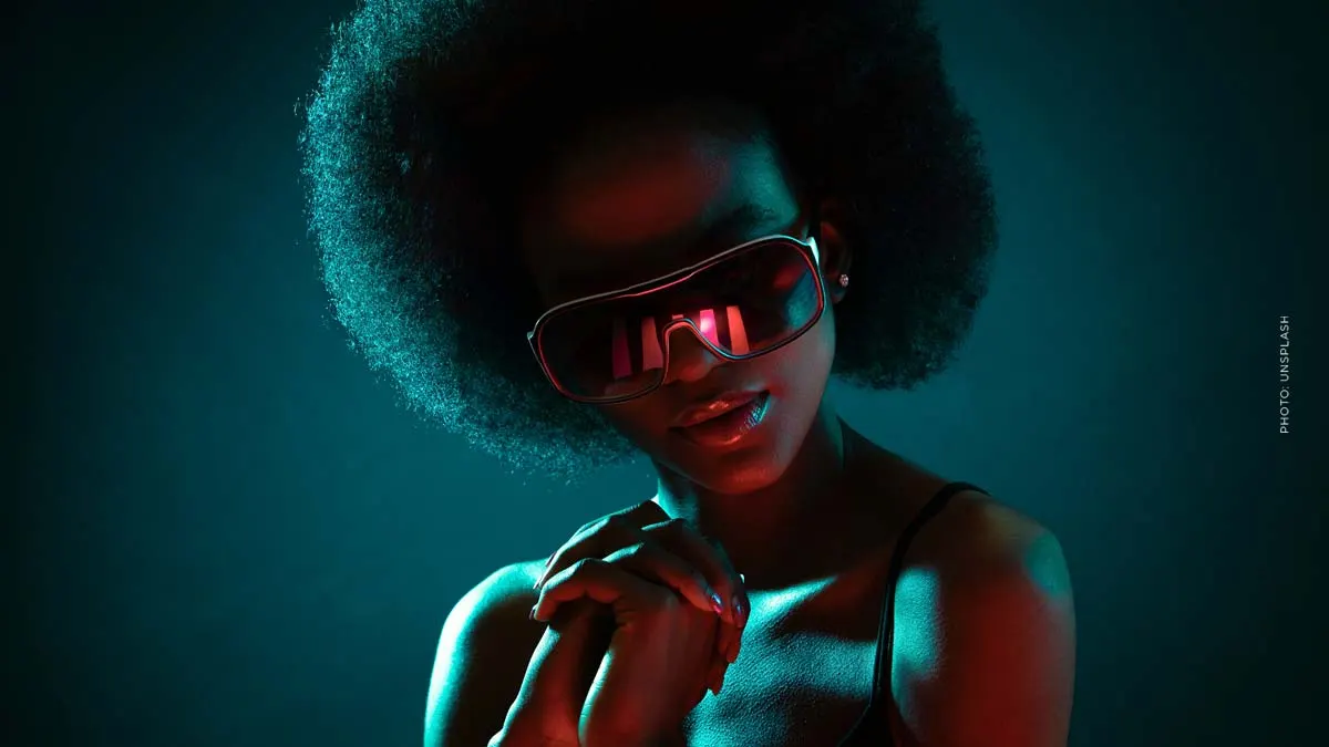 Heidi Klum "Sunglasses At Night" music video