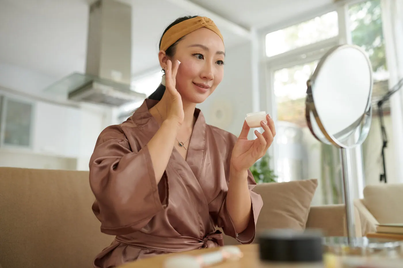 Hyaluronic serum: effect, application and the best products