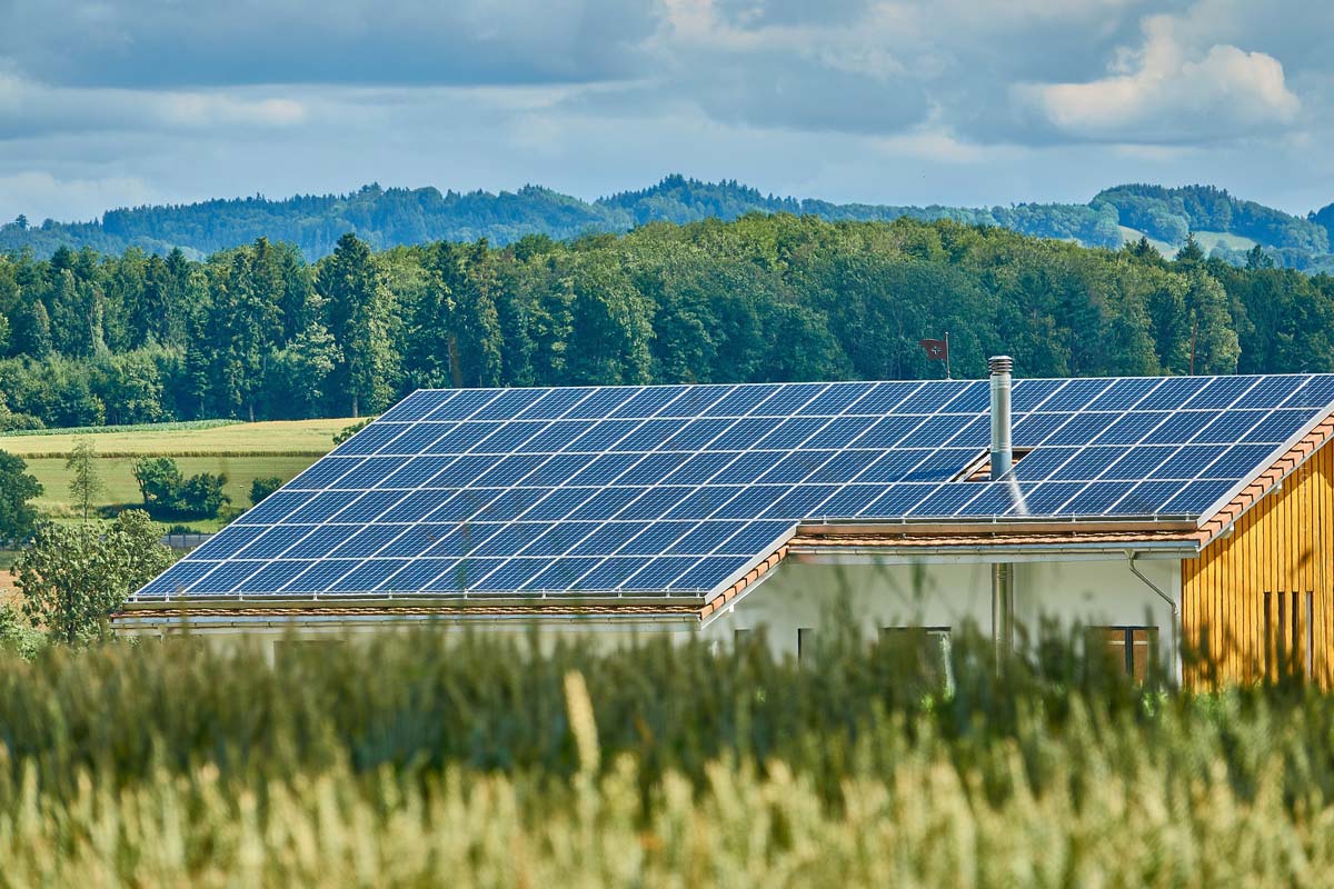 niedrigenergiehaus-bauen-kaufen-mieten-haustypen-vorteile-nachteile-merkmale-definition